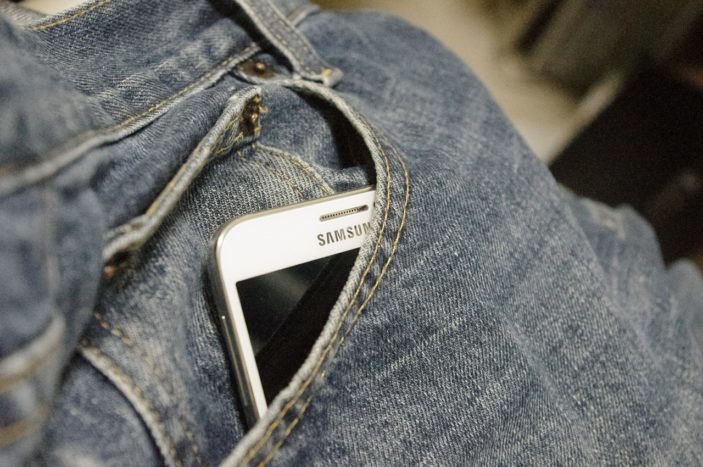 zračenje mobitela u džepu hlača