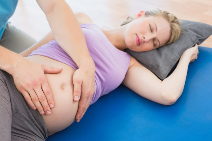 masaža leđa tijekom trudnoće