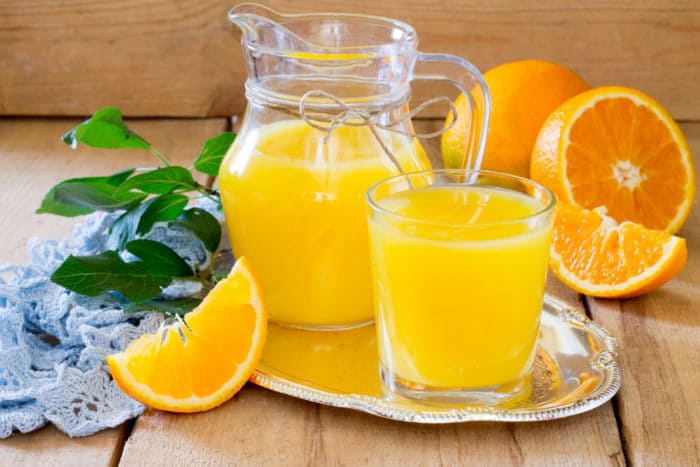 odabrati zdravi sok od naranče